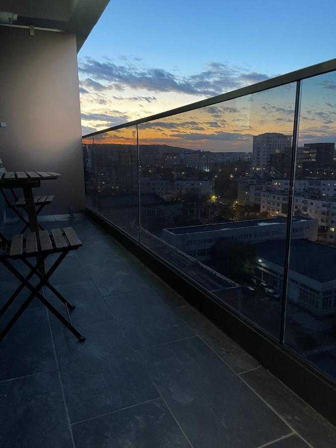 Luxury Q Residence Near Palas Mall Iasi Eksteriør billede